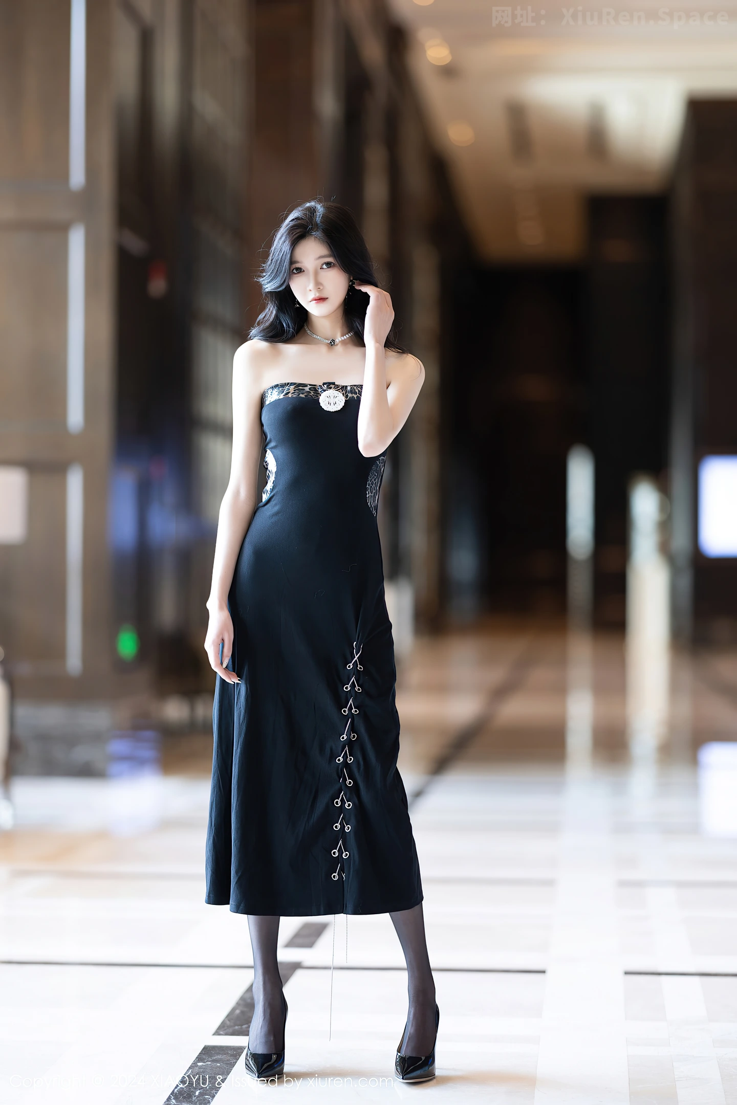 图片[2]-[XiaoYu画语界]Vol.1201 模特程程程白色吊带长裙+性感黑色服饰秀曼妙身姿迷人诱惑写真81P-秀人网官方网站